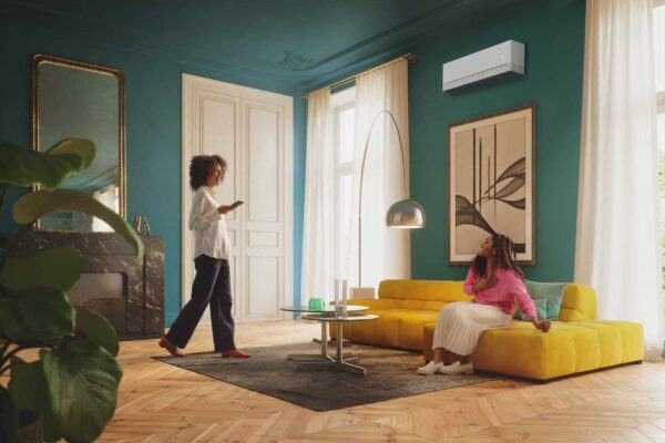 RAC_Visual _2025_WindFree Premiere EW - living room (teal)